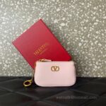 Valentino Garavani Superstar Leather Key bag 038 Pink