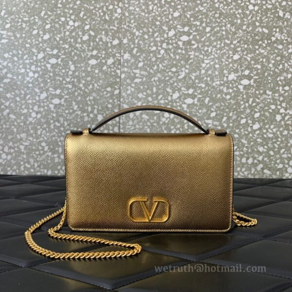Valentino Garavani Vring Leather Bag 068 Gold