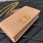 Valentino Garavani Vring Leather Bag 068 deep beige - Image 5