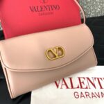 Valentino GARAVANI DEVAIN Small Lambskin Shoulder Bag 2031 Pink - Image 4