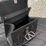 Valentino GARAVANI VSLING Handbag 0063 Black - Image 5