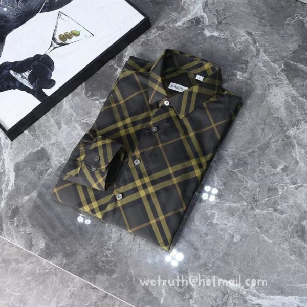 Burberry Mens Check Cotton Shirts D2662